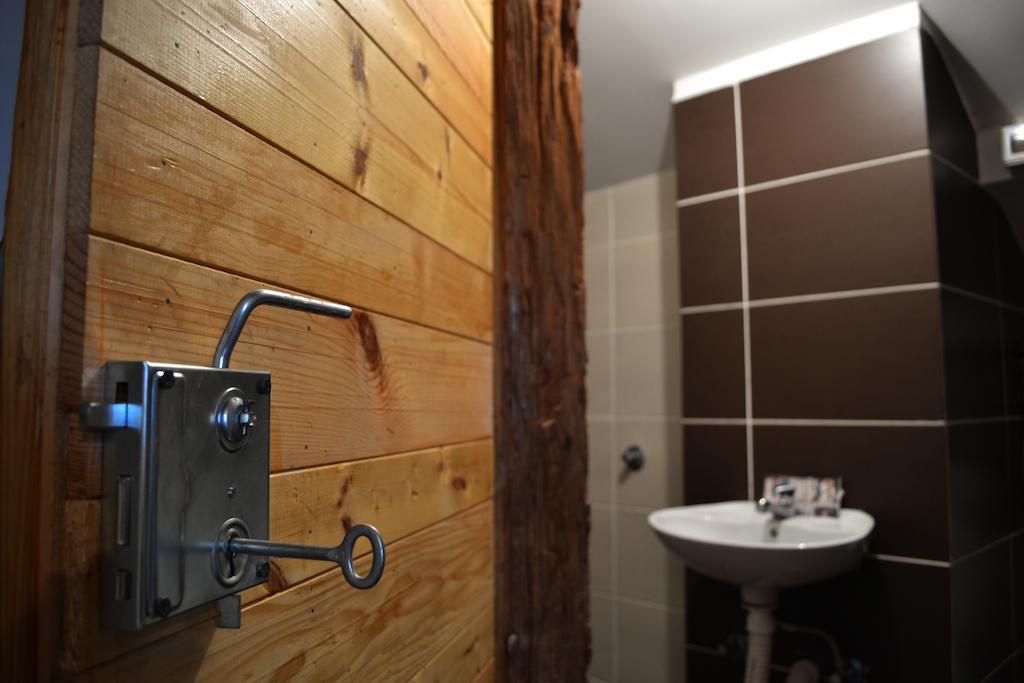 Hostel S Novi Sad Bagian luar foto