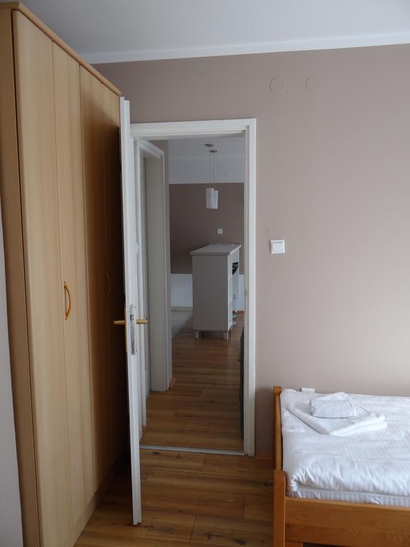 Hostel S Novi Sad Bagian luar foto