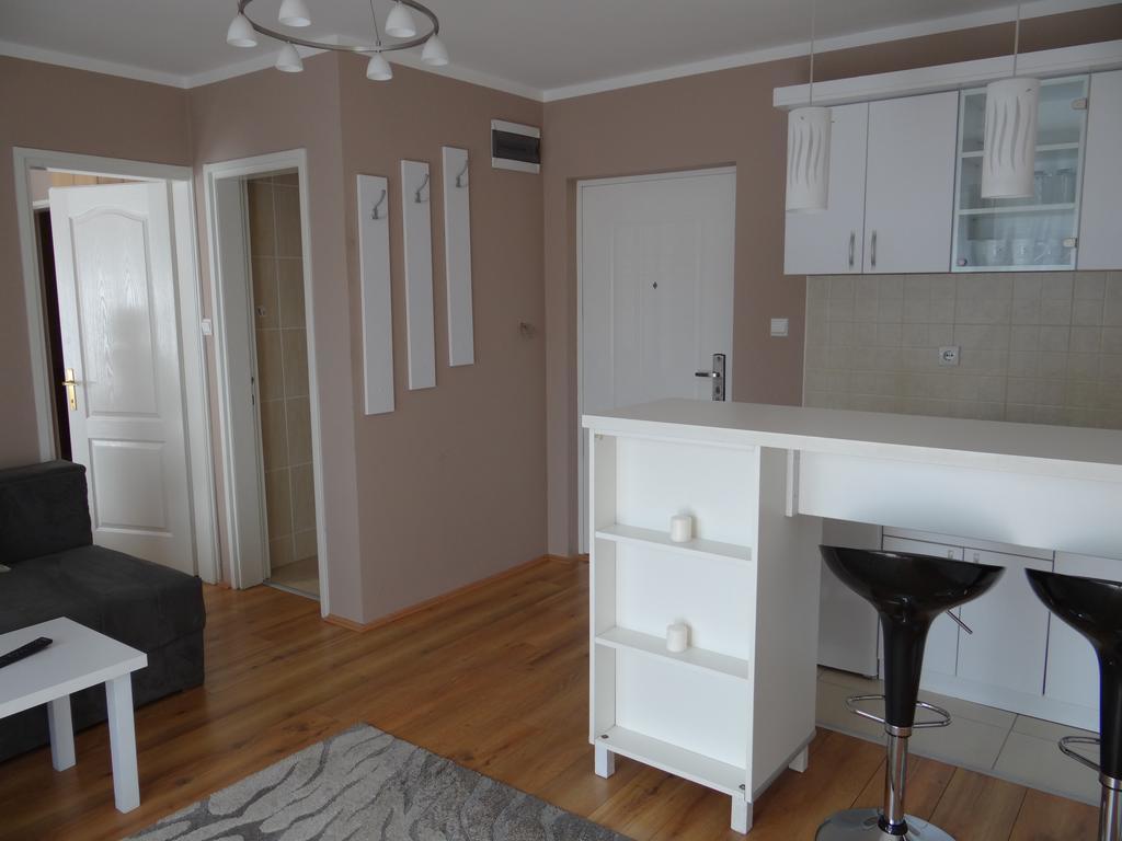 Hostel S Novi Sad Bagian luar foto