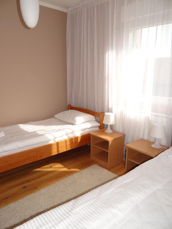 Hostel S Novi Sad Bagian luar foto