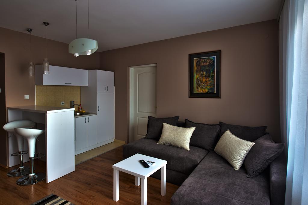 Hostel S Novi Sad Bagian luar foto